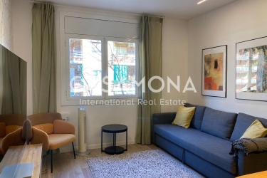 High-Tech And Fully Renovated 2 Bedrooms Apartment Close To Sagrada Familia