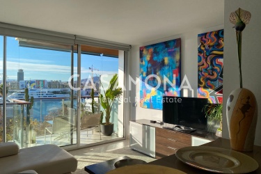 Increíble Ático de 1 dormitorio con vistas a Barcelona Increíble Ático de 1 dormitorio con vistas a Barcelona