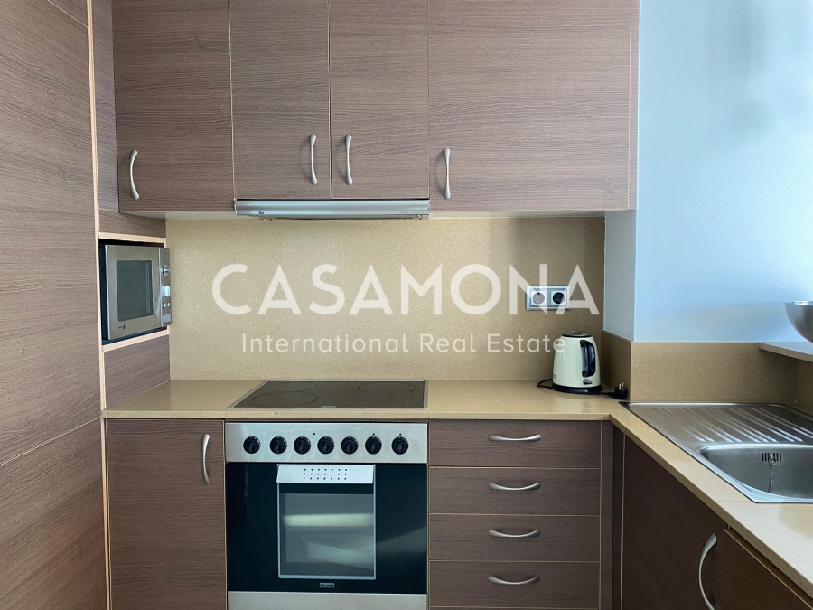 Amazing 1 Bedroom Penthouse with Views of Barcelona Amazing 1 Bedroom Penthouse with Views of Barcelona