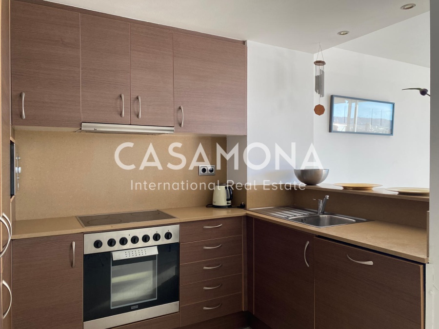 Amazing 1 Bedroom Penthouse with Views of Barcelona Amazing 1 Bedroom Penthouse with Views of Barcelona