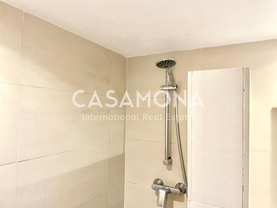 Amazing 1 Bedroom Penthouse with Views of Barcelona Amazing 1 Bedroom Penthouse with Views of Barcelona
