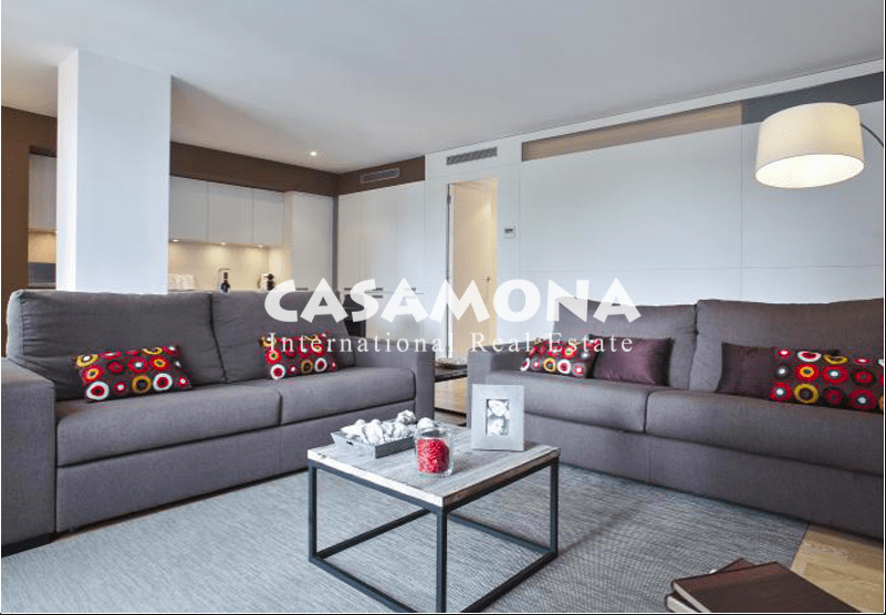 Stunning 3-Bedroom Apartment just next to the Beach in Poble Nou