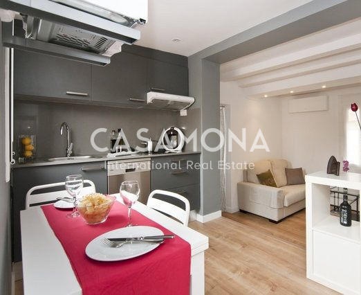 Precioso ático moderno en el corazón de Barcelona Precioso ático moderno en el corazón de Barcelona