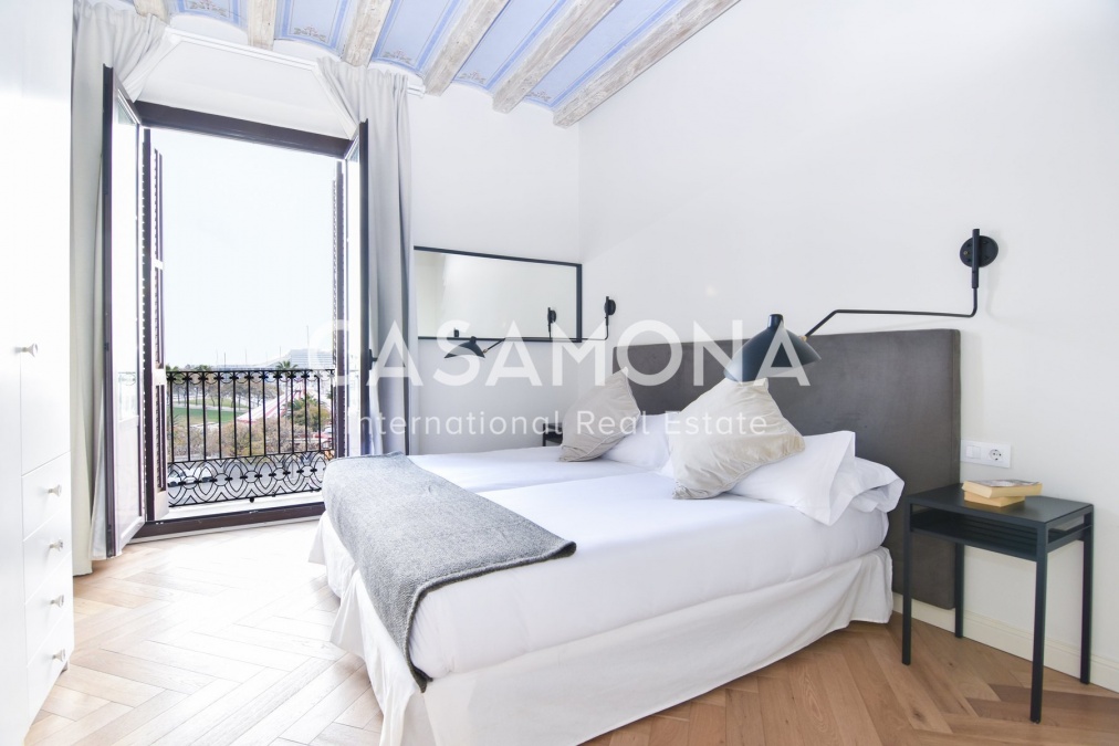 Immaculate Serviced 2-Bedroom Apartment next to the Port