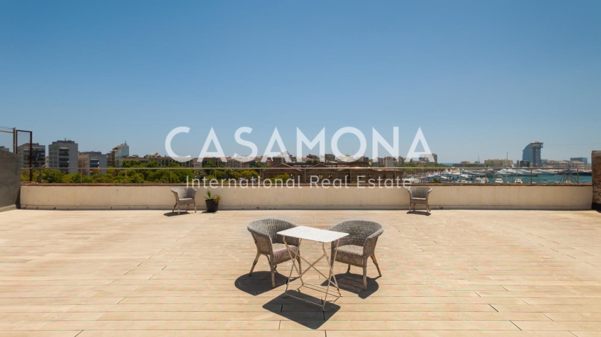 Bright 2 Bedroom Apartment with views over Port Vell and Montjuic Bright 2 Bedroom Apartment with views over Port Vell and Montjuic