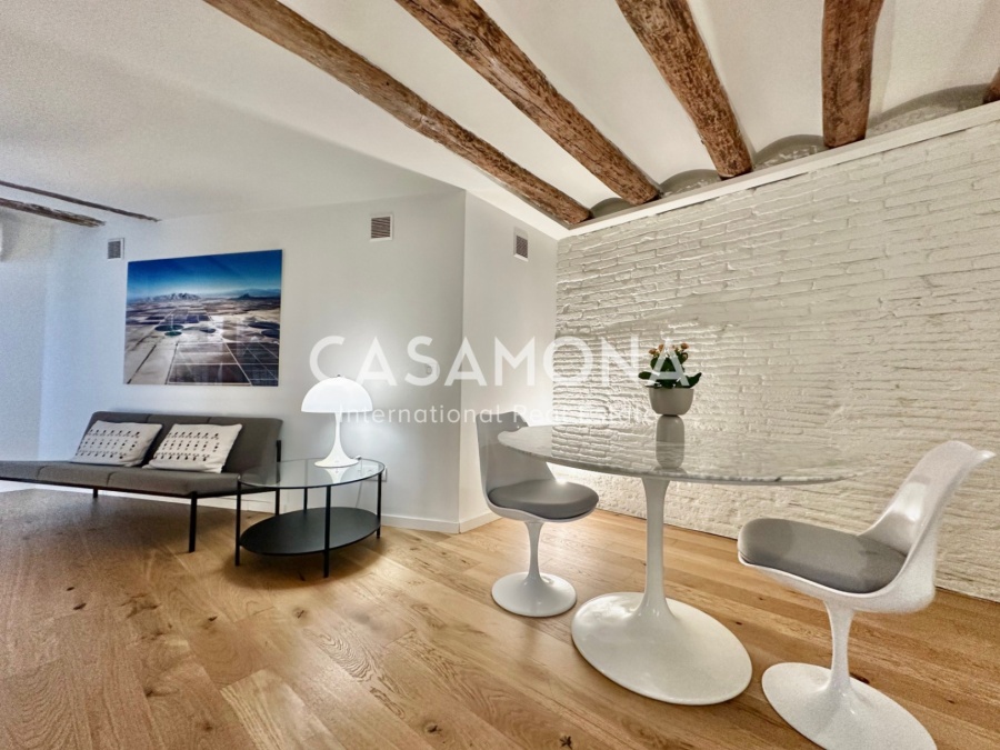 Beautiful and Charming 1 Bedroom Apartment in the Heart of El Born Beautiful and Charming 1 Bedroom Apartment in the Heart of El Born