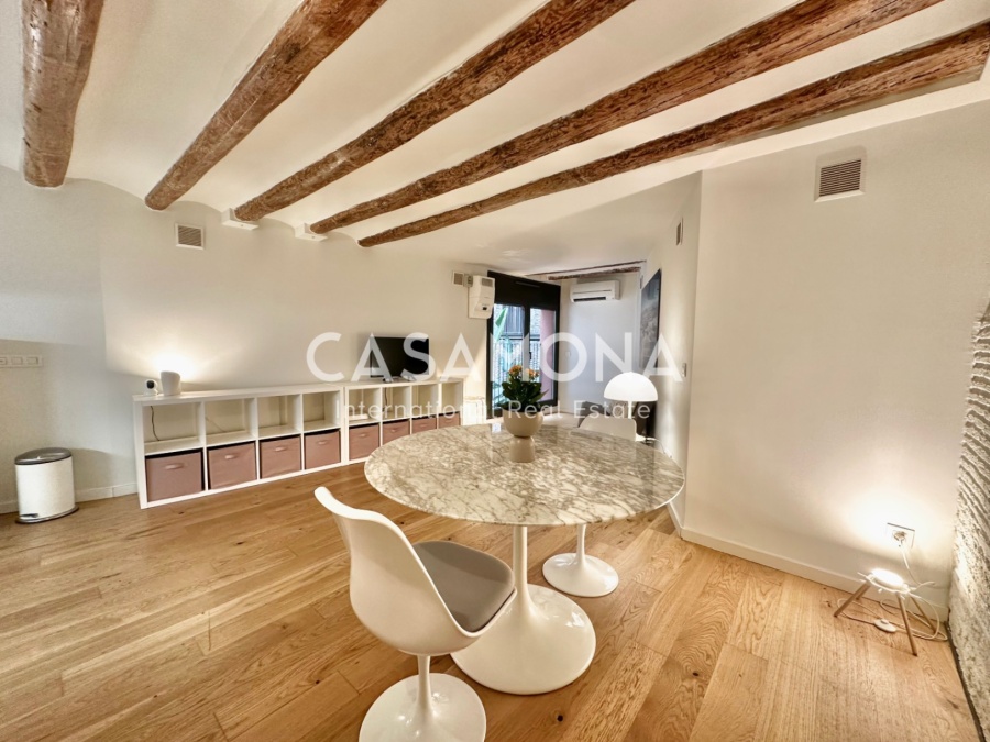 Beautiful and Charming 1 Bedroom Apartment in the Heart of El Born Beautiful and Charming 1 Bedroom Apartment in the Heart of El Born
