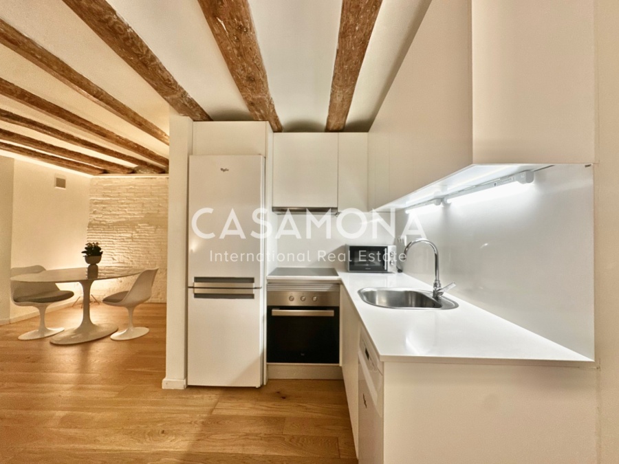 Beautiful and Charming 1 Bedroom Apartment in the Heart of El Born Beautiful and Charming 1 Bedroom Apartment in the Heart of El Born