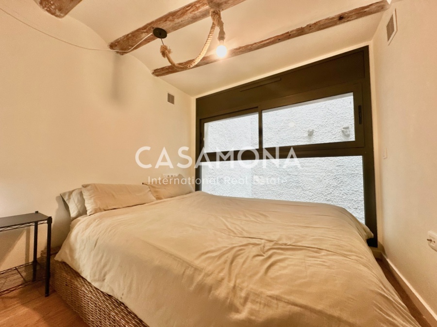 Beautiful and Charming 1 Bedroom Apartment in the Heart of El Born Beautiful and Charming 1 Bedroom Apartment in the Heart of El Born