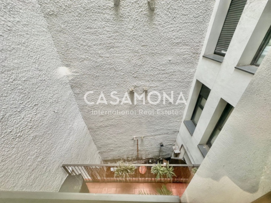 Beautiful and Charming 1 Bedroom Apartment in the Heart of El Born Beautiful and Charming 1 Bedroom Apartment in the Heart of El Born