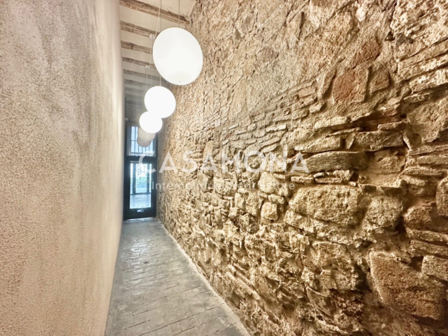 Beautiful and Charming 1 Bedroom Apartment in the Heart of El Born Beautiful and Charming 1 Bedroom Apartment in the Heart of El Born