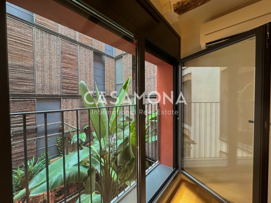 Beautiful and Charming 1 Bedroom Apartment in the Heart of El Born Beautiful and Charming 1 Bedroom Apartment in the Heart of El Born