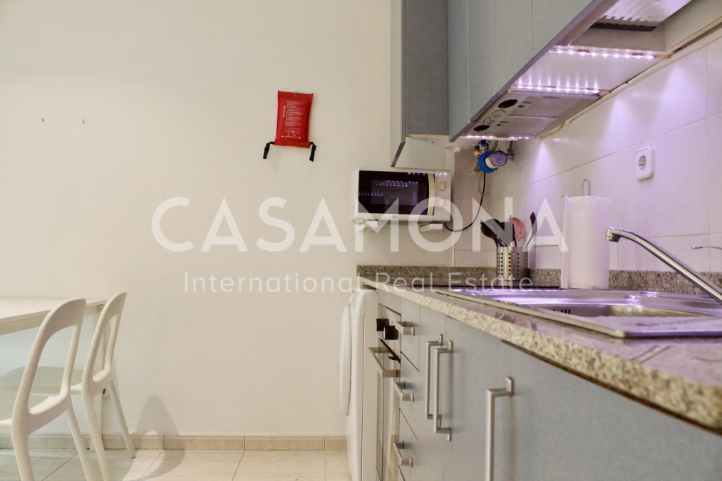 Superbe appartement de 2 chambres à côté de la Plaza Reial