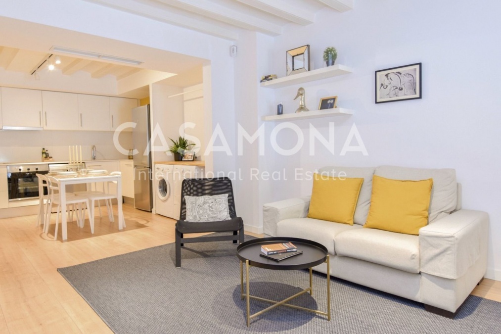 Modern 1 Double Bedroom Apartment in Barceloneta with all Bills Included