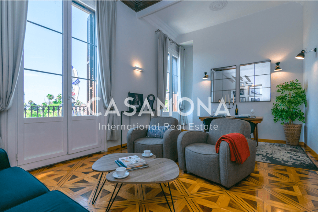 Apartament 2 habitacions elegants amb balcó i bonica restaurada paviments Apartament 2 habitacions elegants amb balcó i bonica restaurada paviments