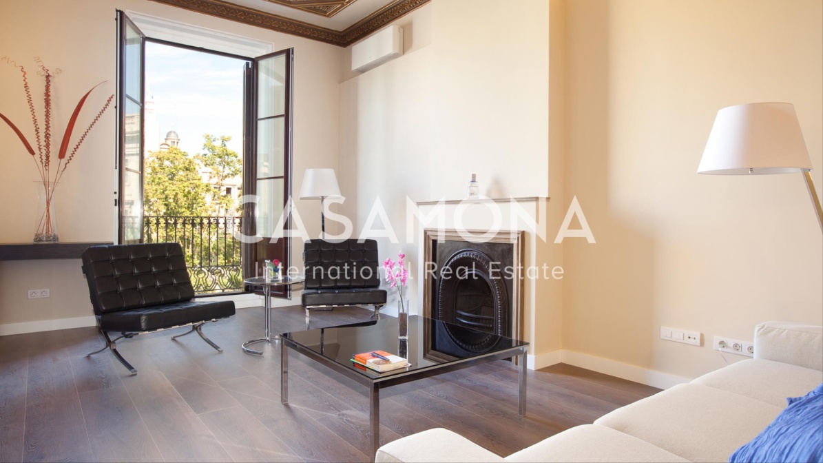 Lujoso Apartamento de 3 Habitaciones con Balcón en Barceloneta Lujoso Apartamento de 3 Habitaciones con Balcón en Barceloneta