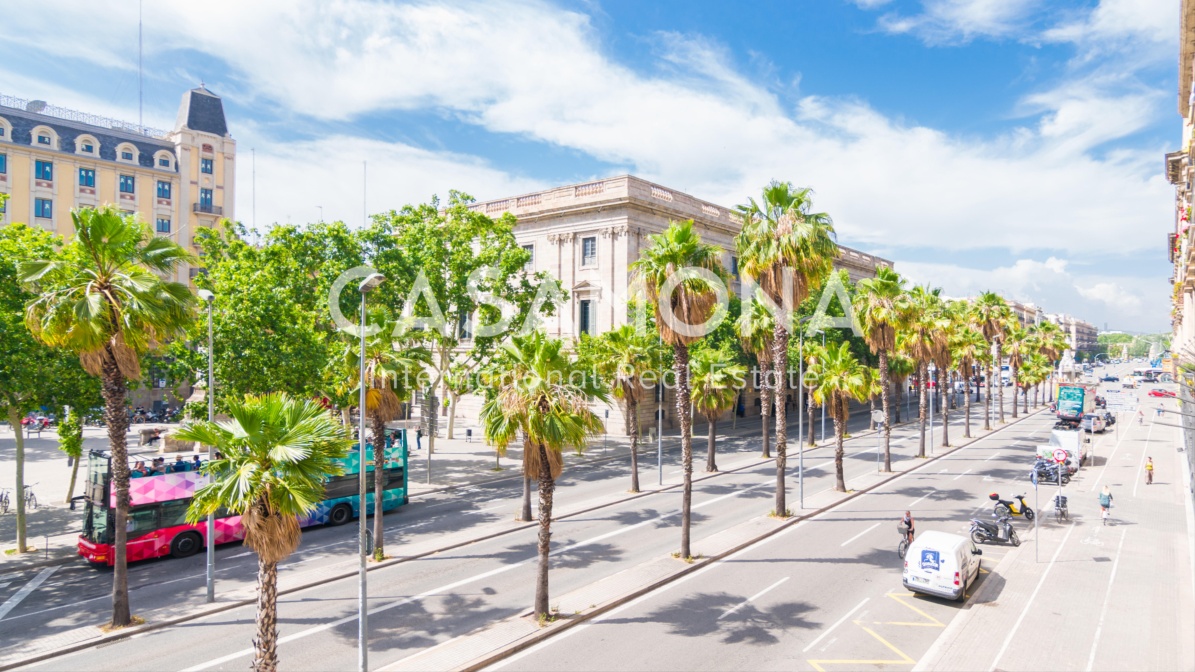 Luxueux Appartement de 3 Chambres avec un Balcon dans la Barceloneta