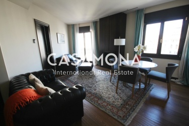 Elegante apartamento de 1 dormitorio con balcón con vistas a La Rambla
