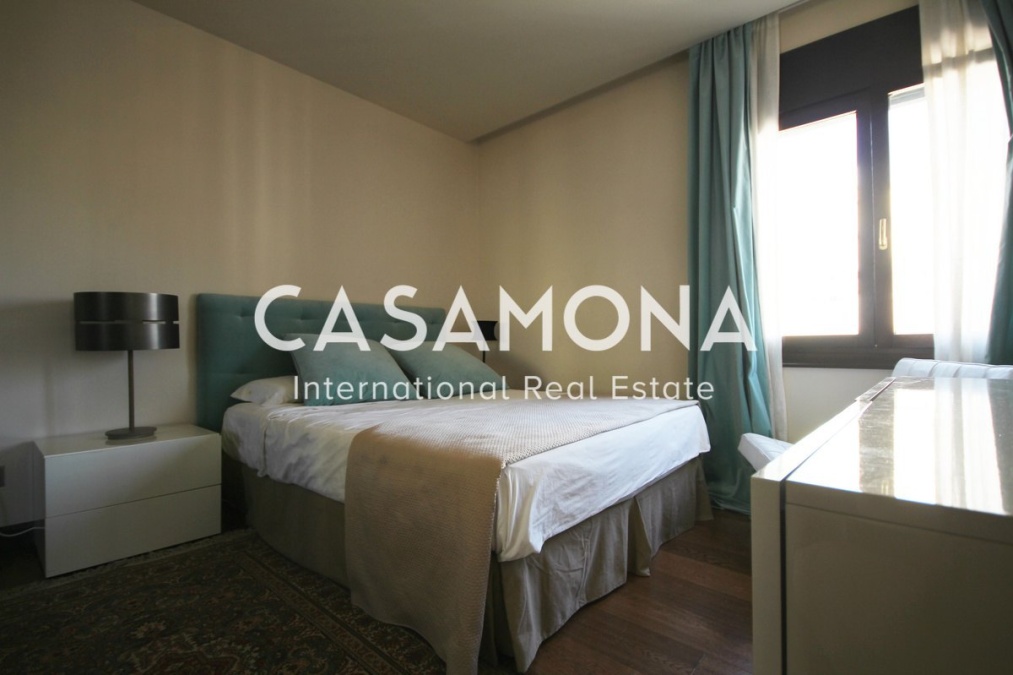 Apartament elegant d' 1 Habitació amb balcó i vista sobre la Rambla Apartament elegant d' 1 Habitació amb balcó i vista sobre la Rambla