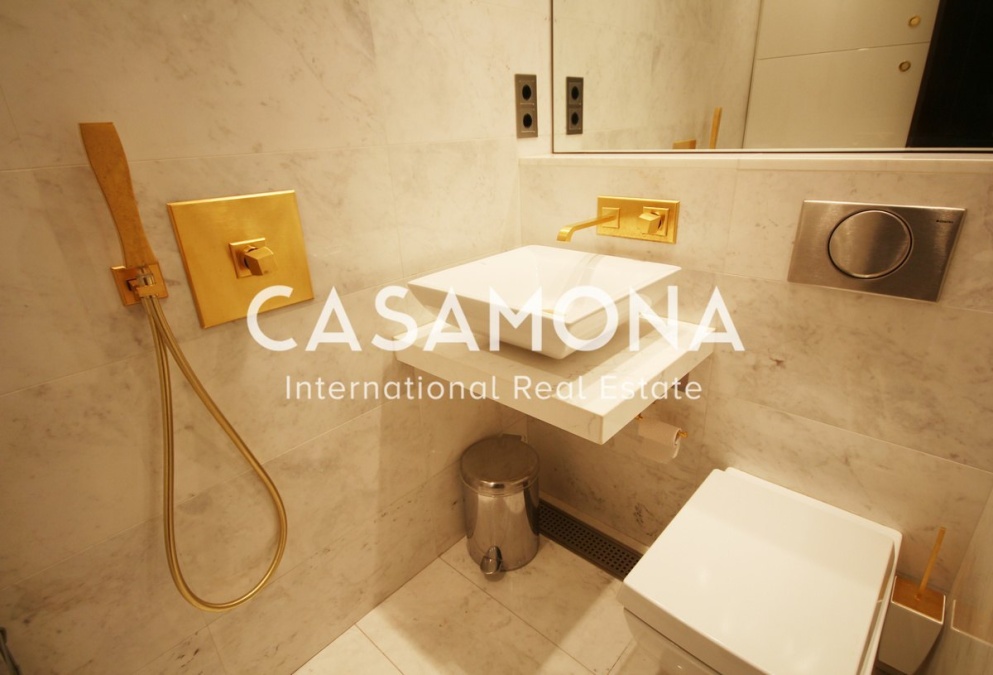Apartament elegant d' 1 Habitació amb balcó i vista sobre la Rambla Apartament elegant d' 1 Habitació amb balcó i vista sobre la Rambla