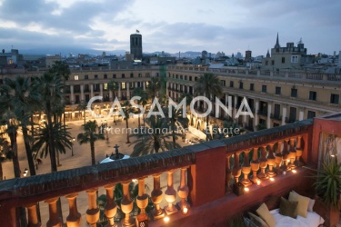 Luxuriöses Apartment mit privater Terrasse, Aufzug und herrlichem Blick auf die Plaça Reial Luxuriöses Apartment mit privater Terrasse, Aufzug und herrlichem Blick auf die Plaça Reial