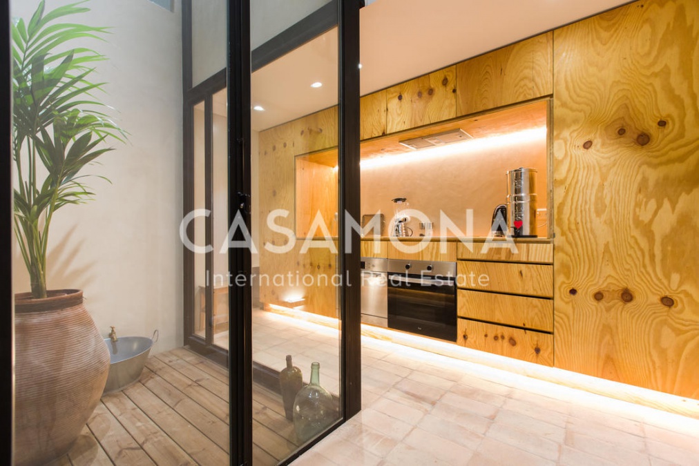 (SOLD) Apartament de 3 dormitoris amb parets de pedra romana - Loft dúplex al Gòtic (SOLD) Apartament de 3 dormitoris amb parets de pedra romana - Loft dúplex al Gòtic