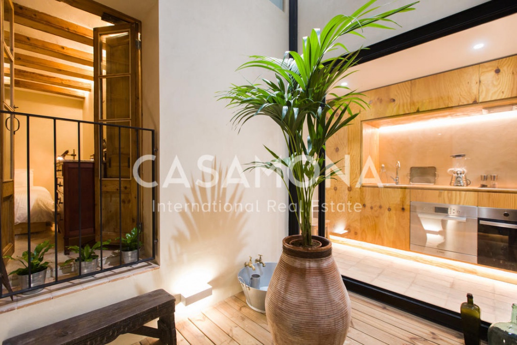 (SOLD) Apartament de 3 dormitoris amb parets de pedra romana - Loft dúplex al Gòtic (SOLD) Apartament de 3 dormitoris amb parets de pedra romana - Loft dúplex al Gòtic