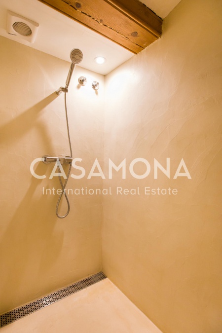 3-Zimmer-Wohnung mit römischen Steinmauern - Duplex-Loft in El Gòtic 3-Zimmer-Wohnung mit römischen Steinmauern - Duplex-Loft in El Gòtic
