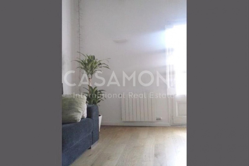 (SOLD) Spacious and Bright 3 Bedroom Apartment with Balcony in Eixample (SOLD) Spacious and Bright 3 Bedroom Apartment with Balcony in Eixample