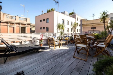 Gorgeous 1 Bedroom Apartment with Private Terrace in El Born