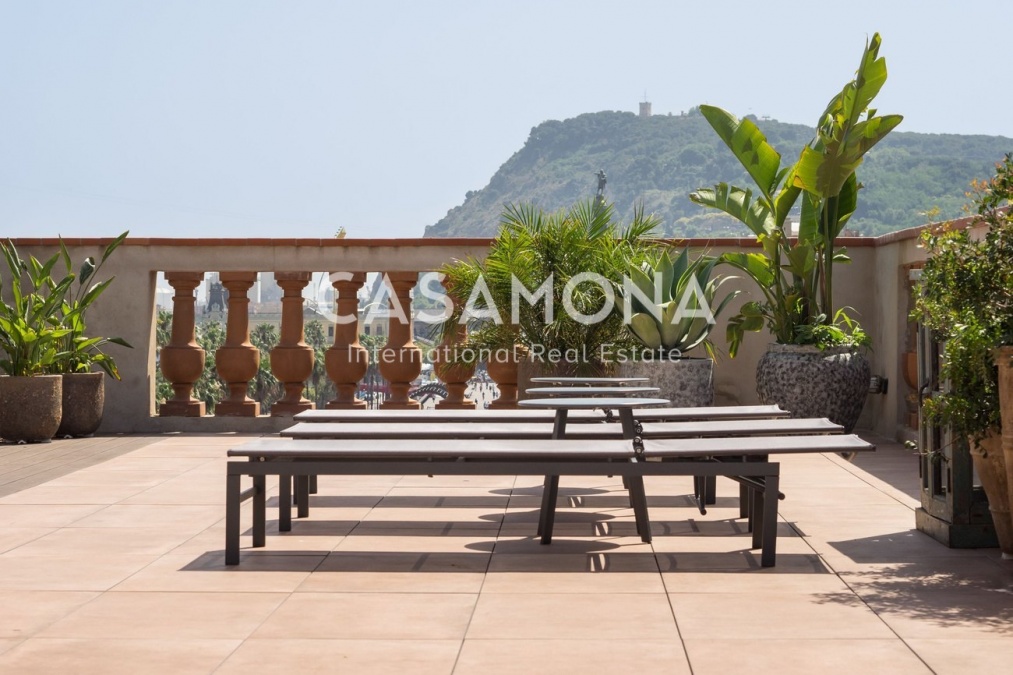 Encantador apartamento de 2 dormitorios con terraza comunitaria y piscina en El Born Encantador apartamento de 2 dormitorios con terraza comunitaria y piscina en El Born