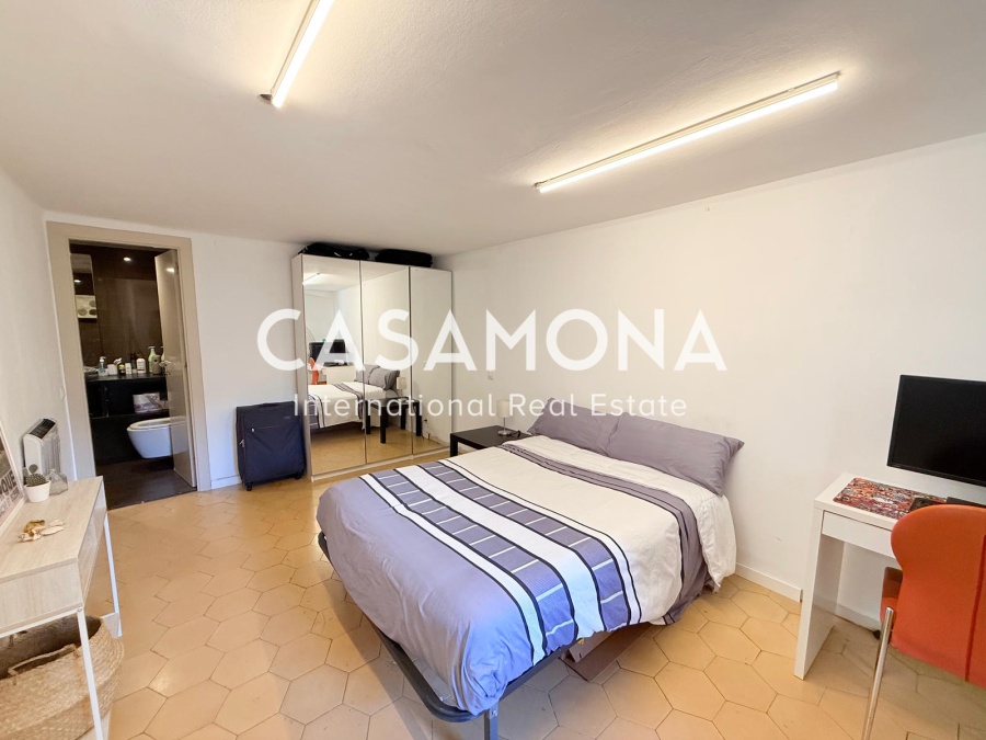 Buy to let Opportunity - Apartamento céntrico con techos bajos en Gótico Buy to let Opportunity - Apartamento céntrico con techos bajos en Gótico
