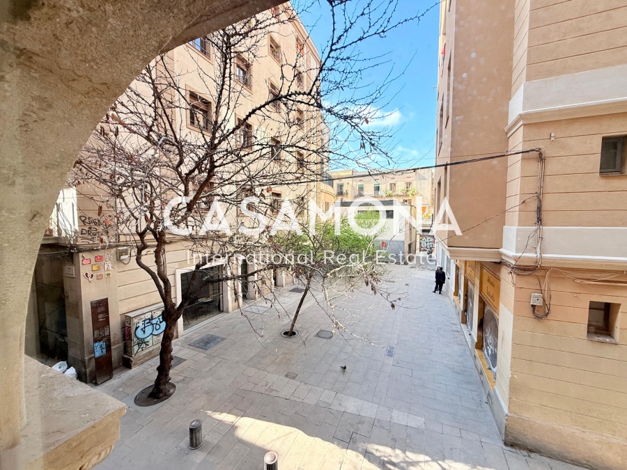 Buy to let Opportunity - Apartamento céntrico con techos bajos en Gótico Buy to let Opportunity - Apartamento céntrico con techos bajos en Gótico