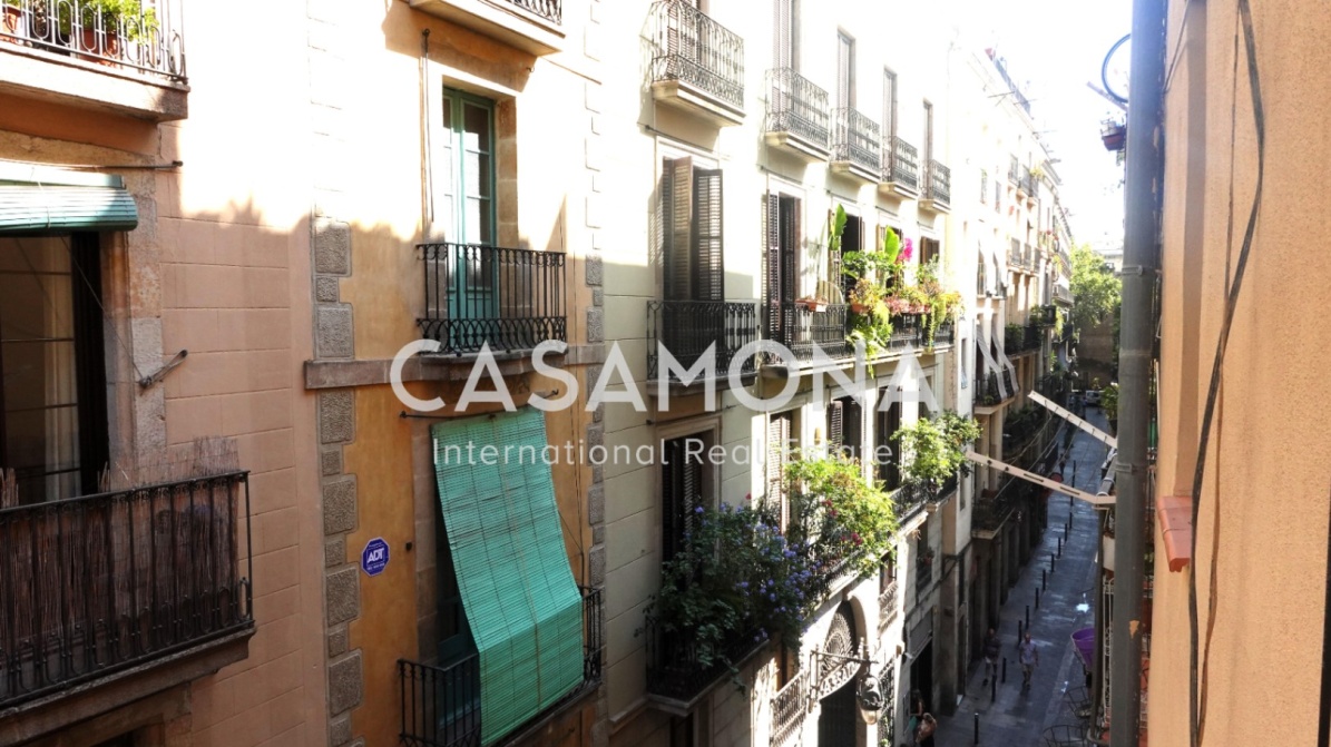 Historic El Born Gem: 2 Private Suites & Kitchens for 2 Friends on vacation Historic El Born Gem: 2 Private Suites & Kitchens for 2 Friends on vacation