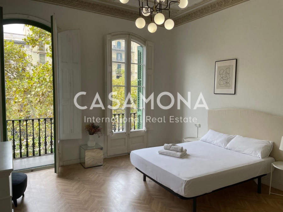 Appartement lumineux et spacieux de 4 chambres avec balcons à Eixample Appartement lumineux et spacieux de 4 chambres avec balcons à Eixample