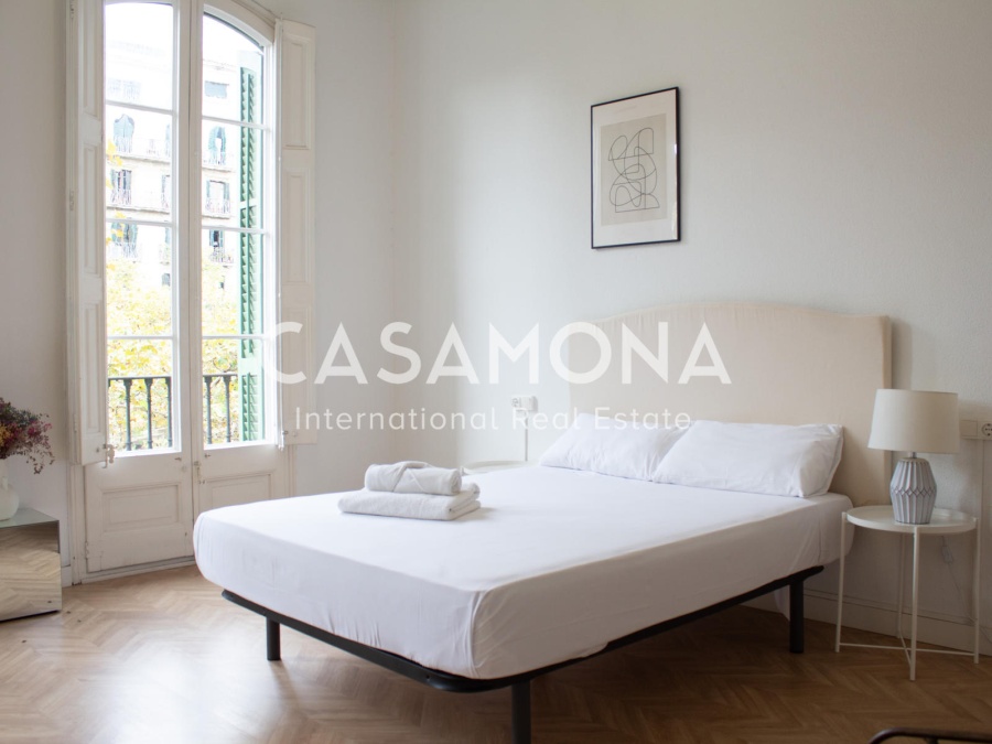 Appartement lumineux et spacieux de 4 chambres avec balcons à Eixample Appartement lumineux et spacieux de 4 chambres avec balcons à Eixample