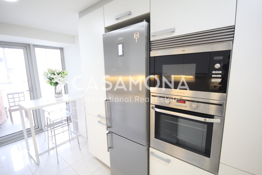 Modern 3 Bedroom Apartment with Amazing Sea Views in Diagonal Mar Modern 3 Bedroom Apartment with Amazing Sea Views in Diagonal Mar