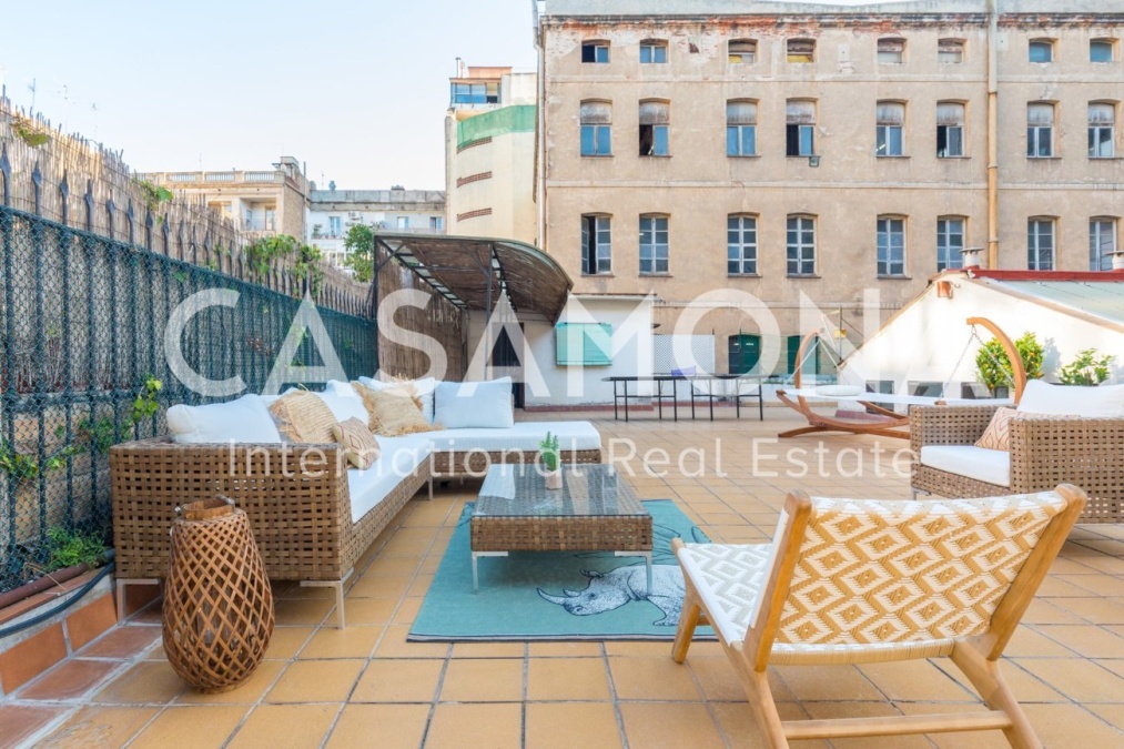 Bright and Exclusive 5 Bedrooms Apartment with Private Terrace in Eixample Bright and Exclusive 5 Bedrooms Apartment with Private Terrace in Eixample