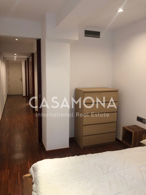 Apartament modern i ampli d'1 dormitori a Sant Gervasi