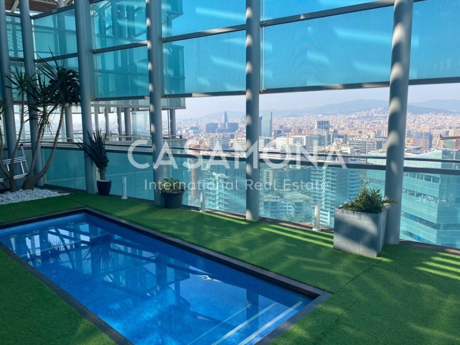 Exklusives Duplex Penthouse auf der 25. Etage mit privatem Pool in Diagonal Mar