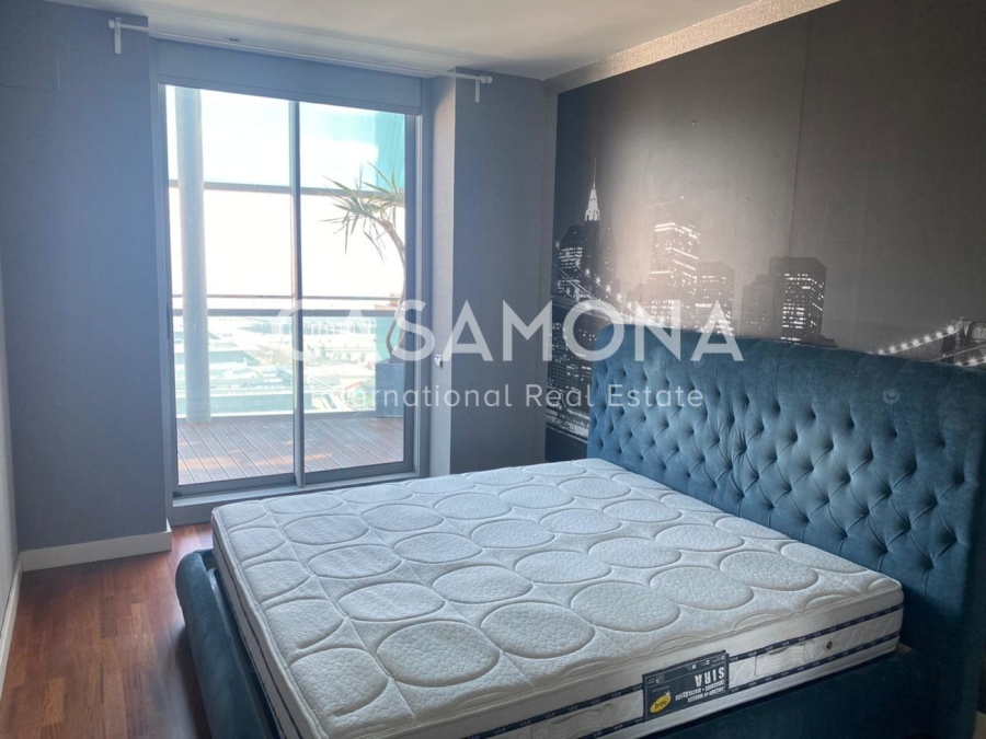 Exklusives Duplex Penthouse auf der 25. Etage mit privatem Pool in Diagonal Mar