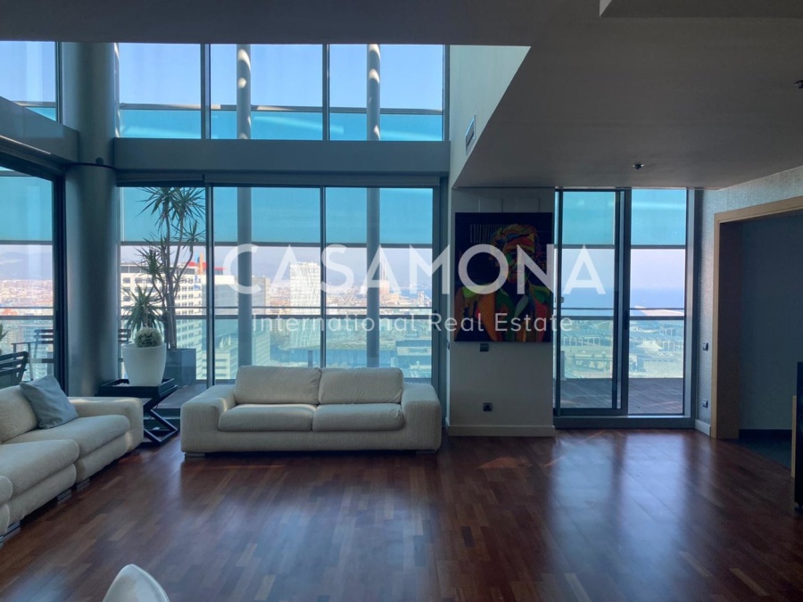 Exklusives Duplex Penthouse auf der 25. Etage mit privatem Pool in Diagonal Mar