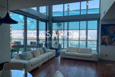Exklusives Duplex-Penthouse im 25. Stock mit privatem Pool in Diagonal Mar