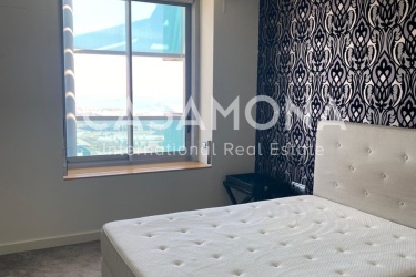 Exclusivo ático dúplex en la planta 25 con piscina privada en Diagonal Mar Exclusivo ático dúplex en la planta 25 con piscina privada en Diagonal Mar