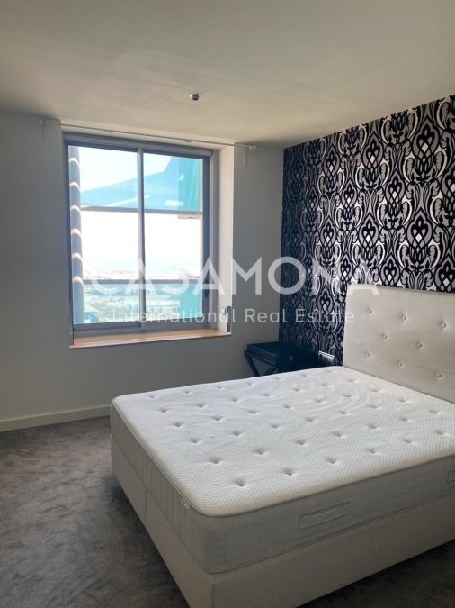 Exklusives Duplex-Penthouse im 25. Stock mit privatem Pool in Diagonal Mar Exklusives Duplex-Penthouse im 25. Stock mit privatem Pool in Diagonal Mar