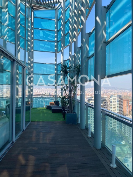 Exclusiu Àtic Dúplex a la Planta 25 amb Piscina Privada a Diagonal Mar Exclusiu Àtic Dúplex a la Planta 25 amb Piscina Privada a Diagonal Mar