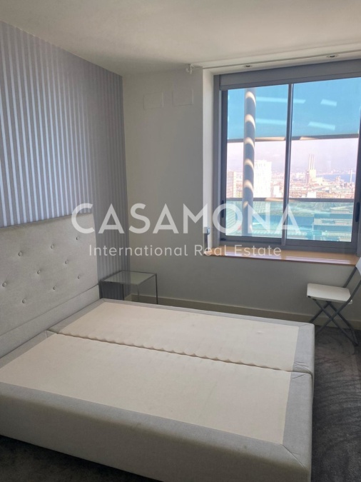 Penthouse duplex exclusif au 25ème étage avec piscine privée à Diagonal Mar