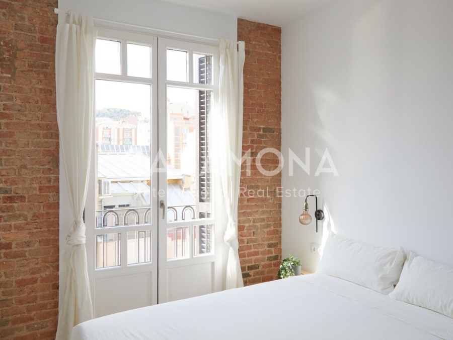 Fully Renovated 3 Bedroom Apartment in Gracia