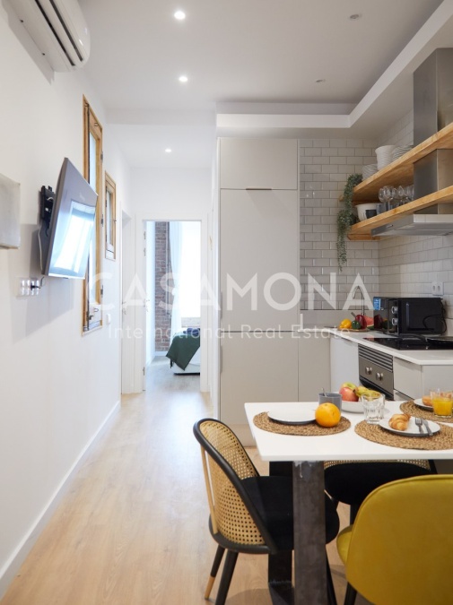 Fully Renovated 3 Bedroom Apartment in Gracia