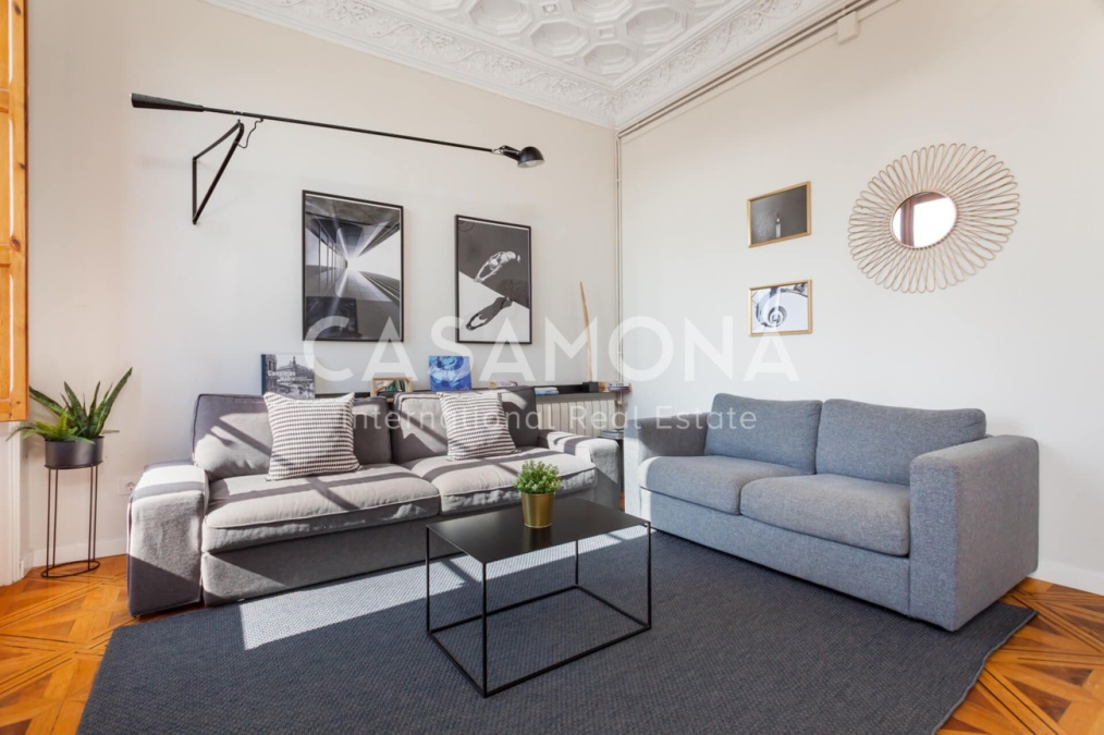 Precioso y moderno apartamento de 2 dormitorios en el corazón de Barcelona Precioso y moderno apartamento de 2 dormitorios en el corazón de Barcelona